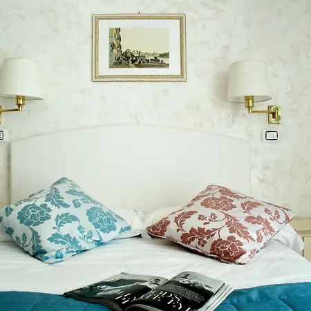 Hotel Italia Viminale 2*