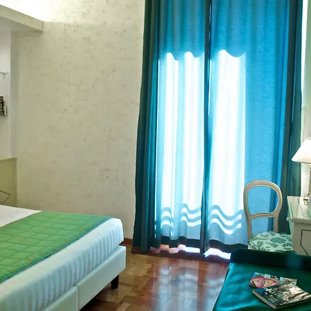 Hotel Italia Viminale 2*