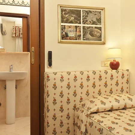 Italia Viminale 2* Roma